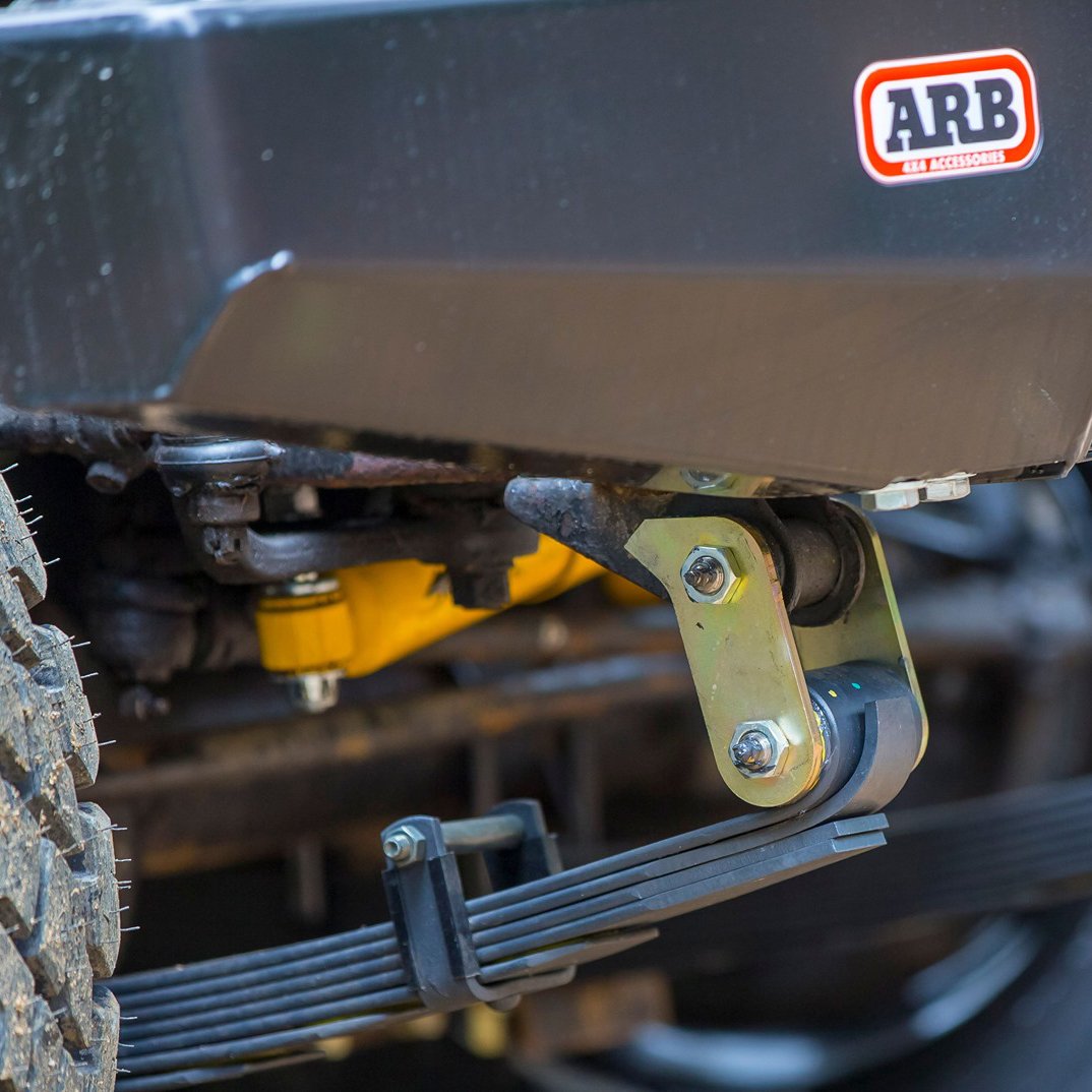 OME 2 inch FJ Cruiser 10-21 Lift Kit (Stock Load) Old Man Emu Suspension OMEFJ-5GEN Fits 5th Gen Toyota FJ Cruiser